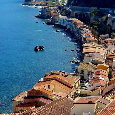 Scilla Guest House Penzion 4*
