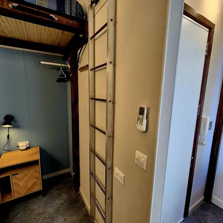 Scilla Guest House 4*