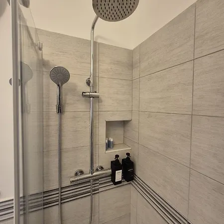 Vendégház Scilla Guest House 4*