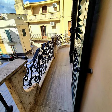 Scilla Guest House 3* Scilla